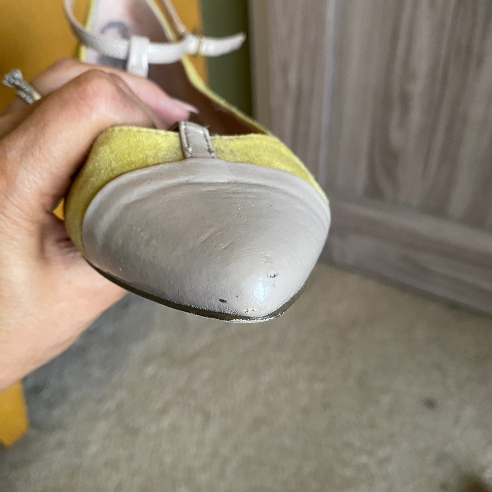 Sole Society x Julianne Hough Yellow and cream pointy toe flats - Picture 9 of 10